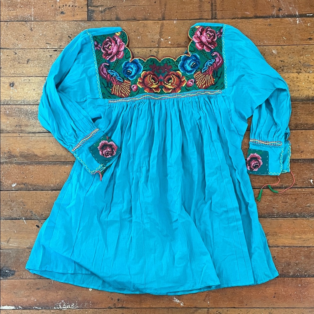 Vintage handmade Mexican embroidered Huipil blue cotton twill dress size Medium